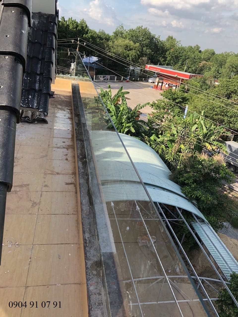 Mẫu lan can kính đẹp