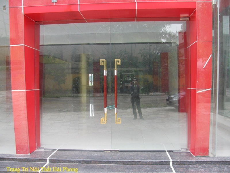 báo giá cửa kính cường lực