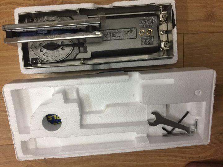 bản lề sàn việt ý