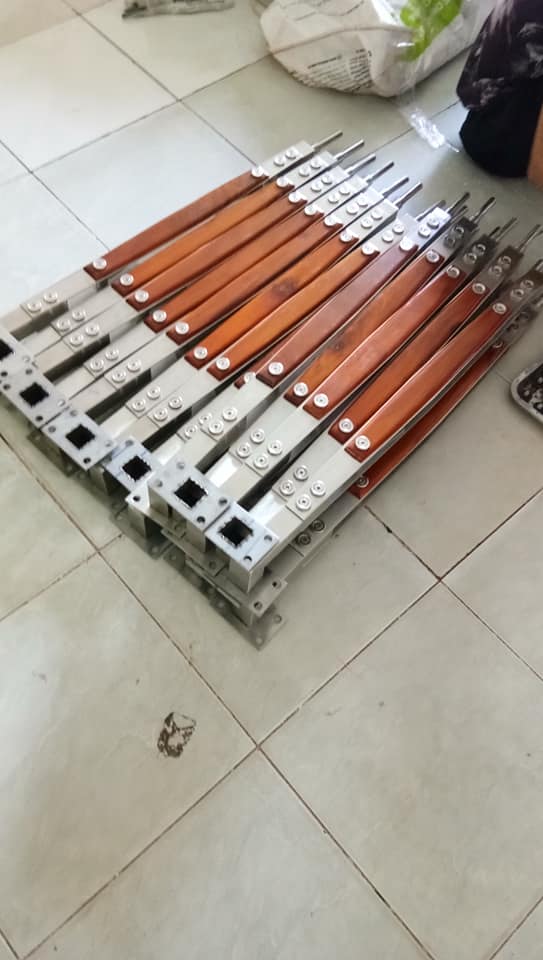 trụ cầu thang kính cường lực