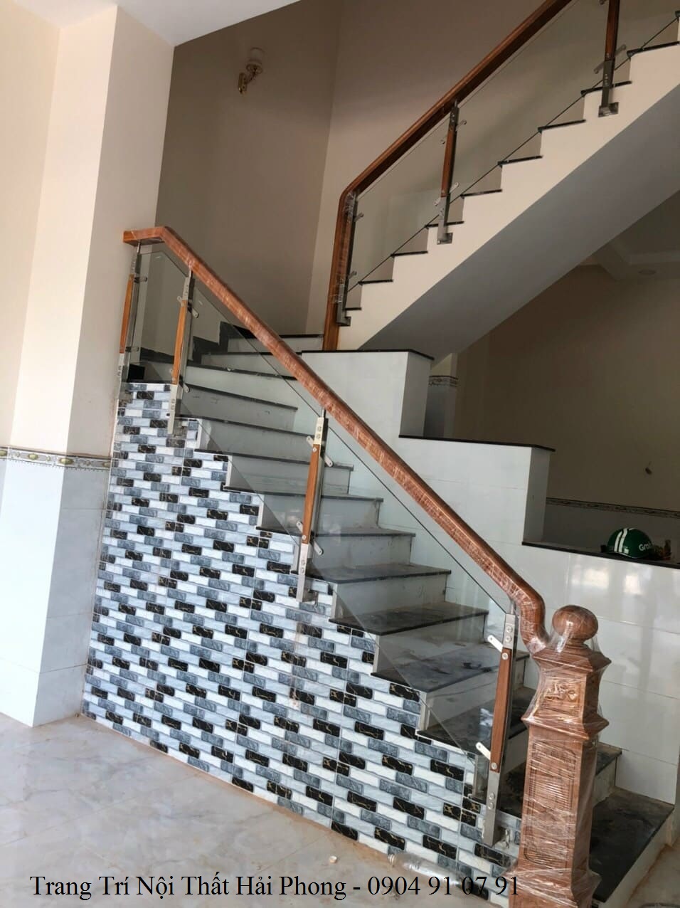 Trụ inox 304, tay vịn căm xe