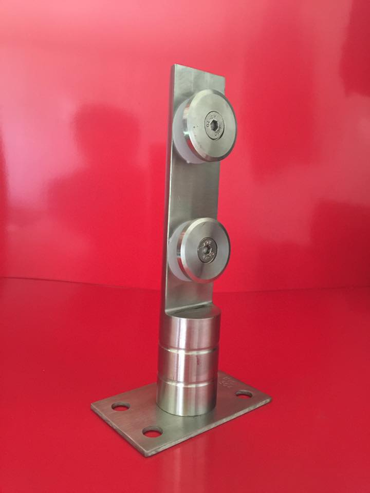 trụ cầu thang kính, inox