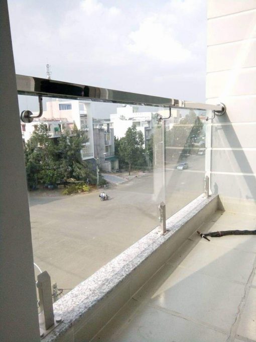 Mẫu lan can kính cường lực đẹp nhất