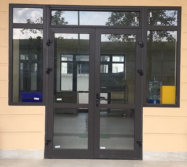 Mẫu cửa nhôm xingfa cửa đi 2 cánh