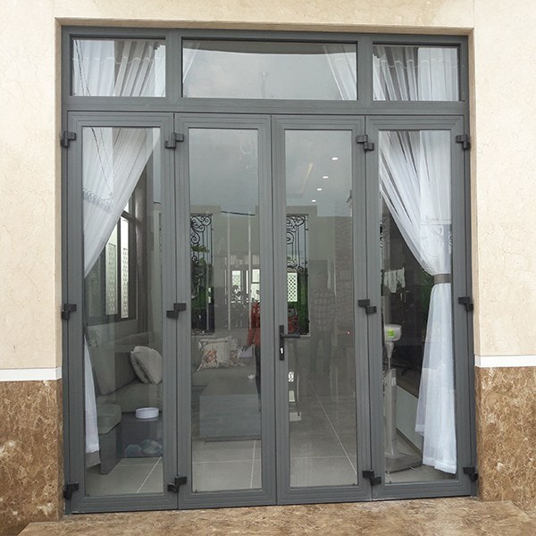 Mẫu cửa nhôm xingfa 4 cánh