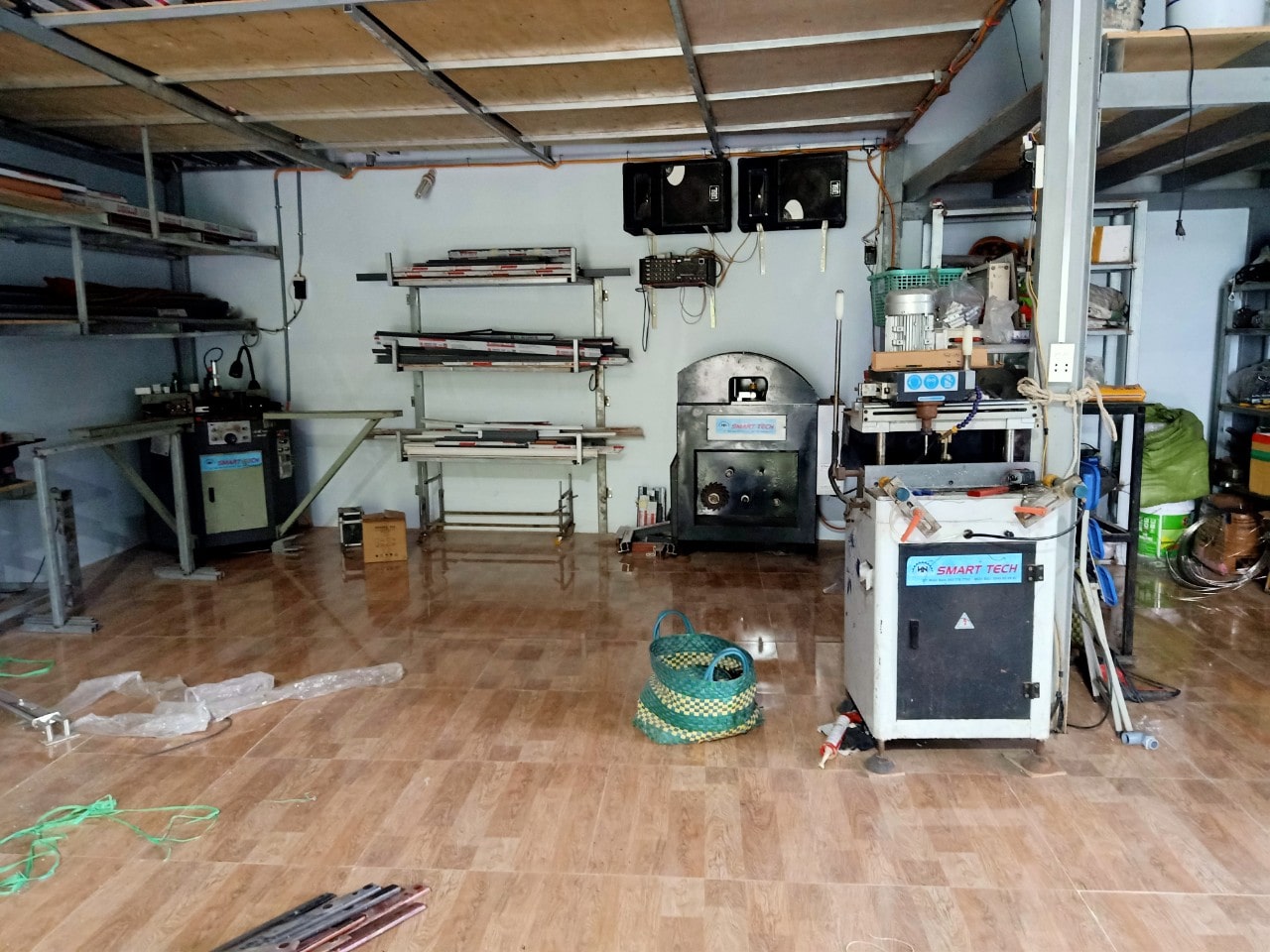 Dàn máy sản xuất cửa nhôm xingfa của công ty hải phong