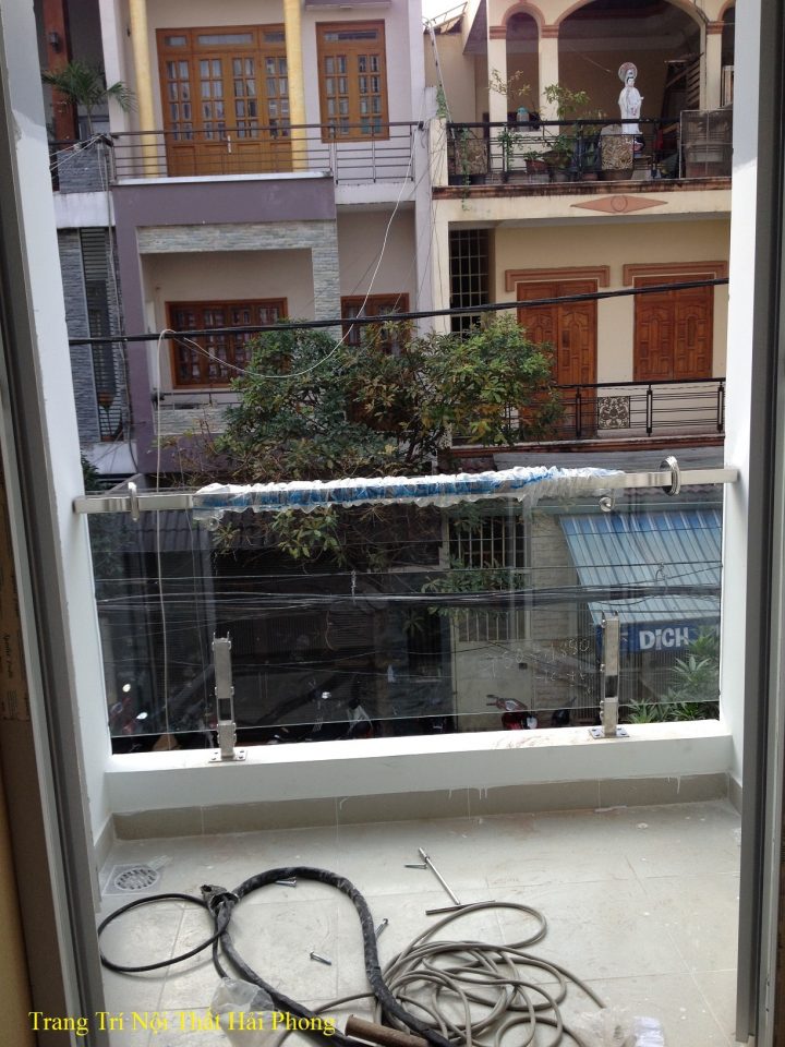 Mẫu lan can kính cường lực đẹp nhất