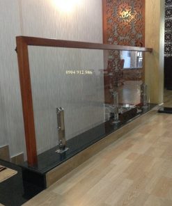 Mẫu lan can kính LC03