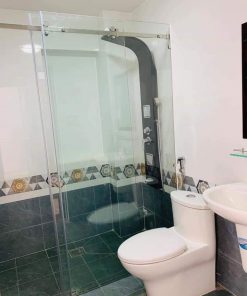 01.Phòng tắm kính cửa lùa