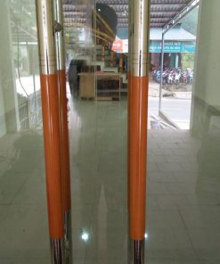 Tay nắm mica vàng