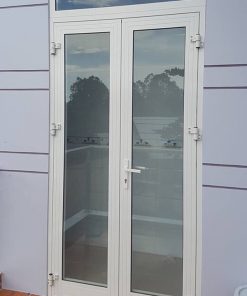 Cửa đi nhôm Xingfa 2 cánh màu trắng sứ