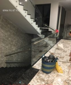 cau thang kinh khong tru (9)