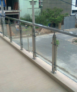 Lan can kính trụ dài inox 304